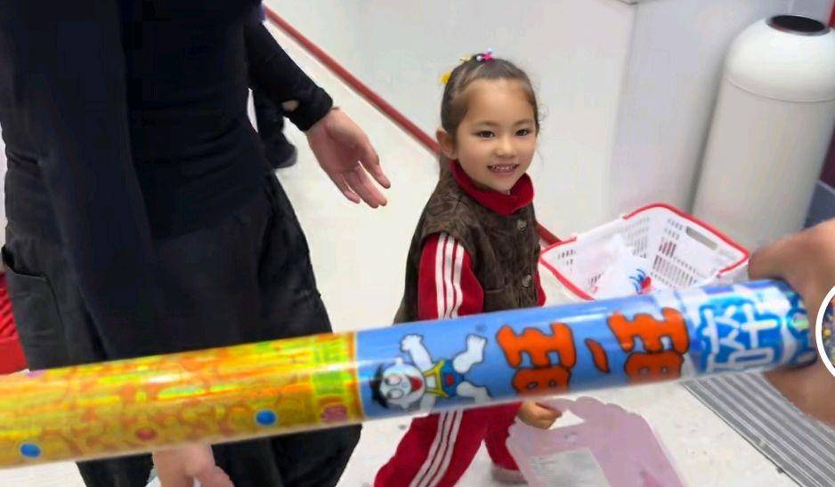 杨二狗女友2万分手费反转 网红卓越再被揭老底