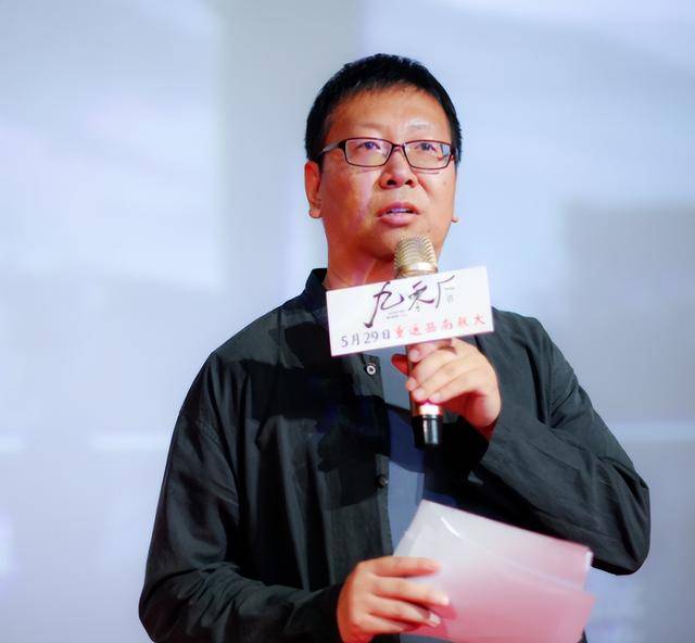 汪涵晚节不保?紧急切割仍被批,家属遭导演骗拍内幕