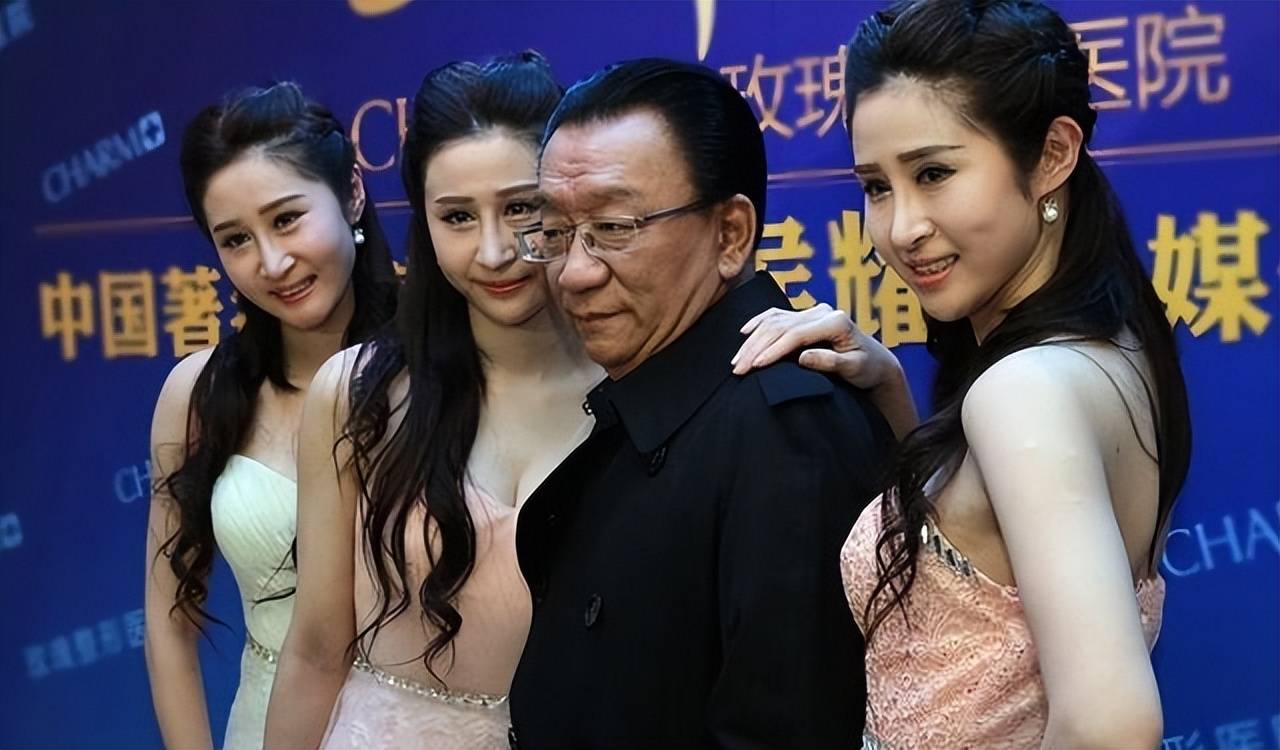 贪财好色德不配位,这些老艺术家晚节不保不冤