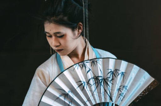 白鹿方辟谣:学历造假等诽谤将追责