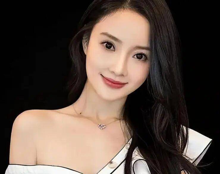 李小璐糊涂行为害女儿甜馨成最大受害者