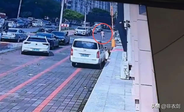 河北巨鹿大瓜：跳窗男人衣服鞋子都不要了，跑得飞快